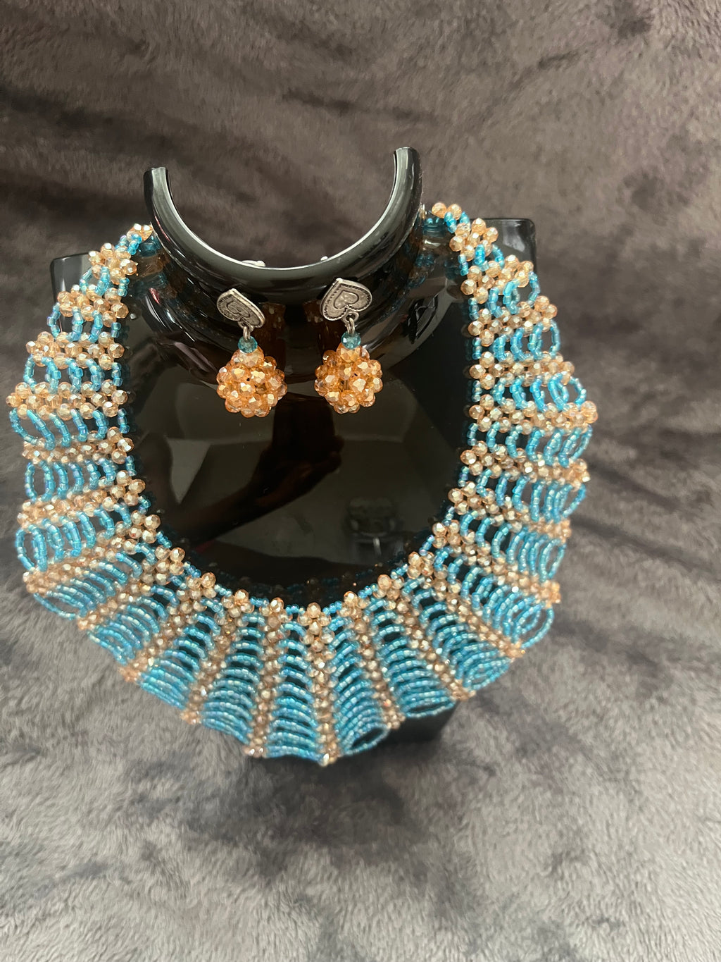 Handmade beaded jewellery set of necklace earrings and bracelet chocker round the neck flare necklace