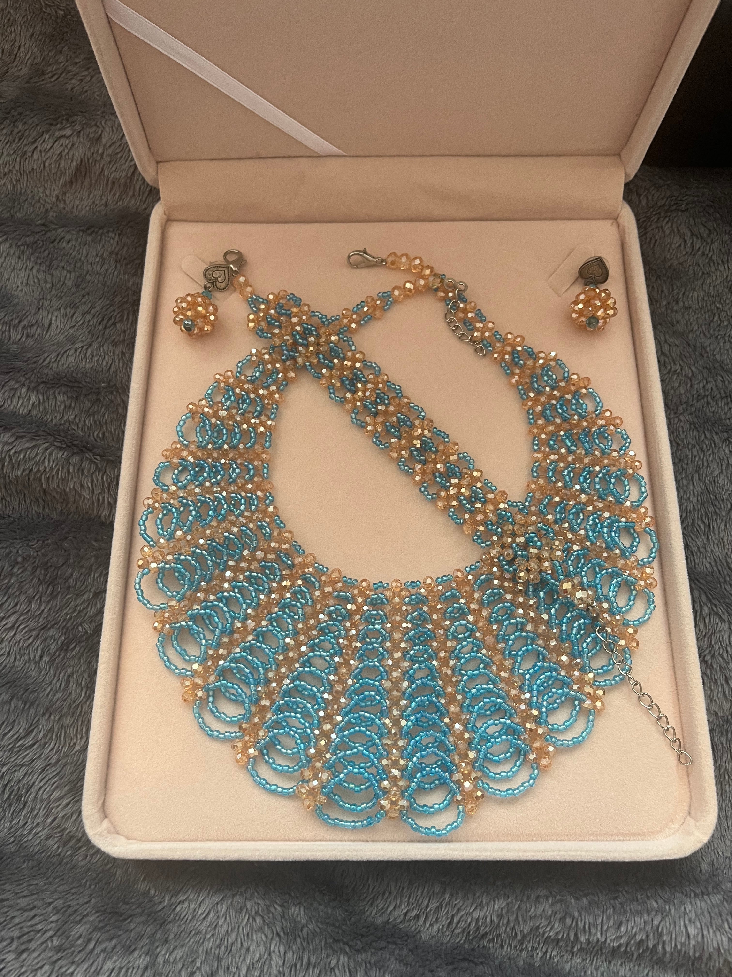 Handmade beaded jewellery set of necklace earrings and bracelet chocker round the neck flare necklace