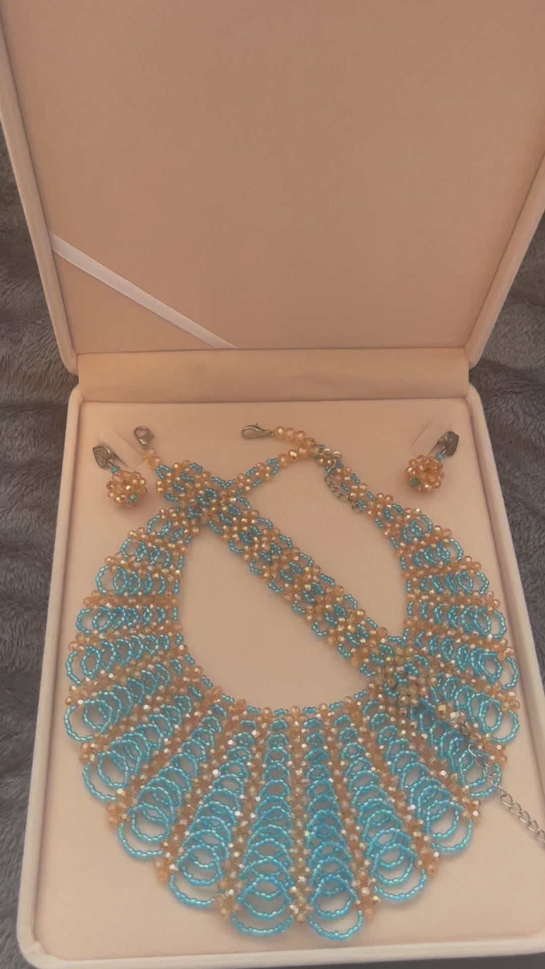 Handmade beaded jewellery set of necklace earrings and bracelet chocker round the neck flare necklace